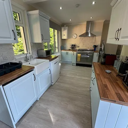 Luxury, Tranquillity Near
