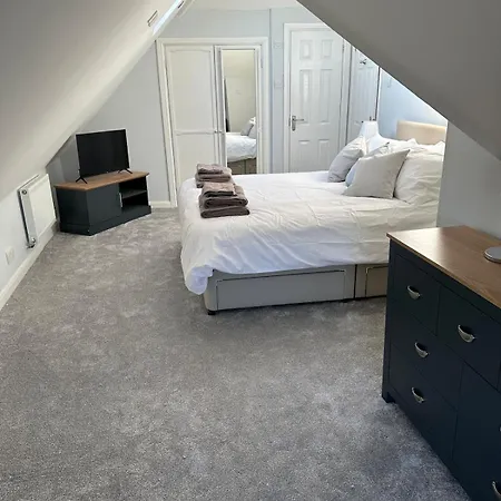 Luxury, Tranquillity Near *